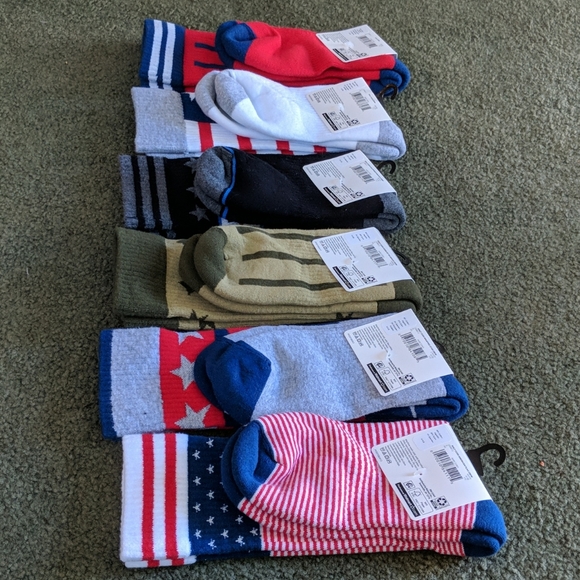 6 PATRIOTIC crew socks - Picture 3 of 4